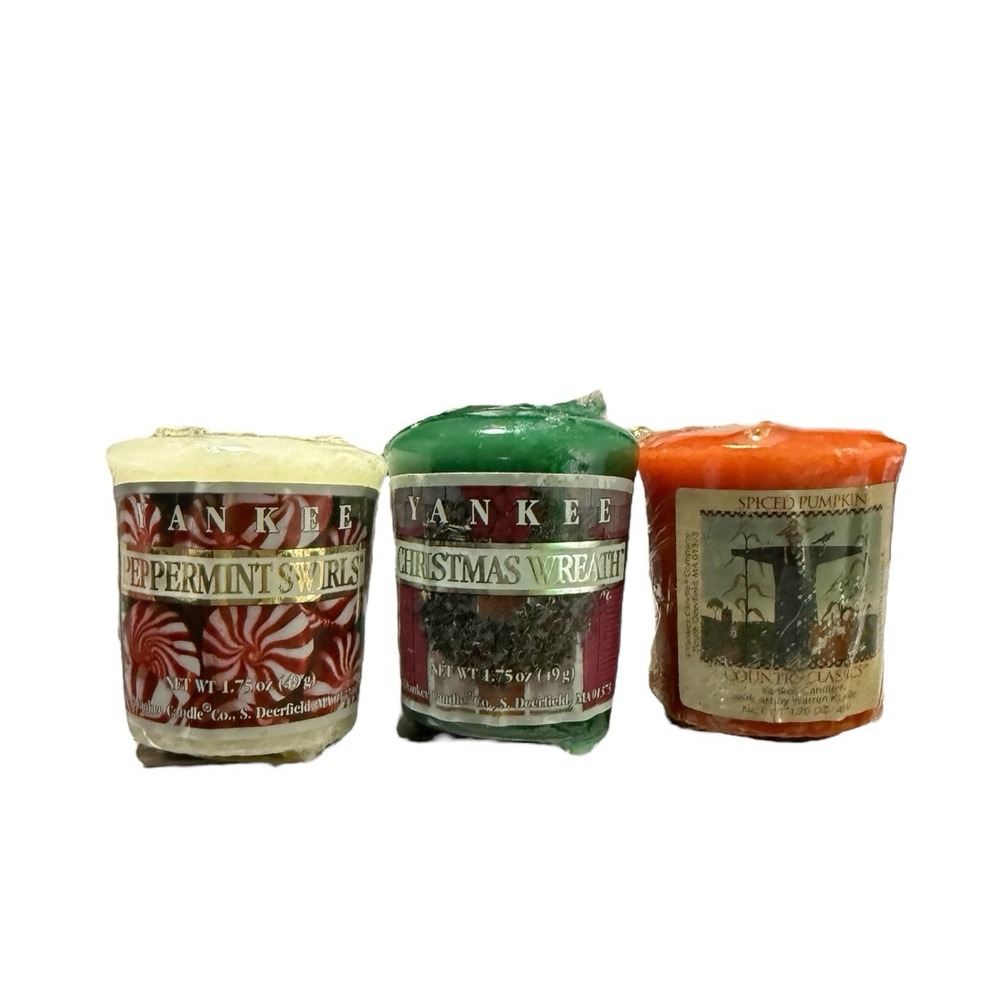 Yankee Candle Votive Set Christmas Wreath Peppermint Swirl Spiced Pumpkin Lot 3
